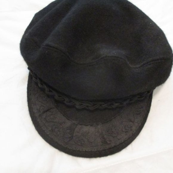 3 Vintage Men's French-Style Berets and Greek Fisherman's Hat XL - Picture 9 of 13